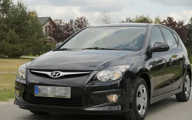 samochody osobowe Hyundai I30 cena 22900 przebieg: 204000, rok produkcji 2010 z Ujście